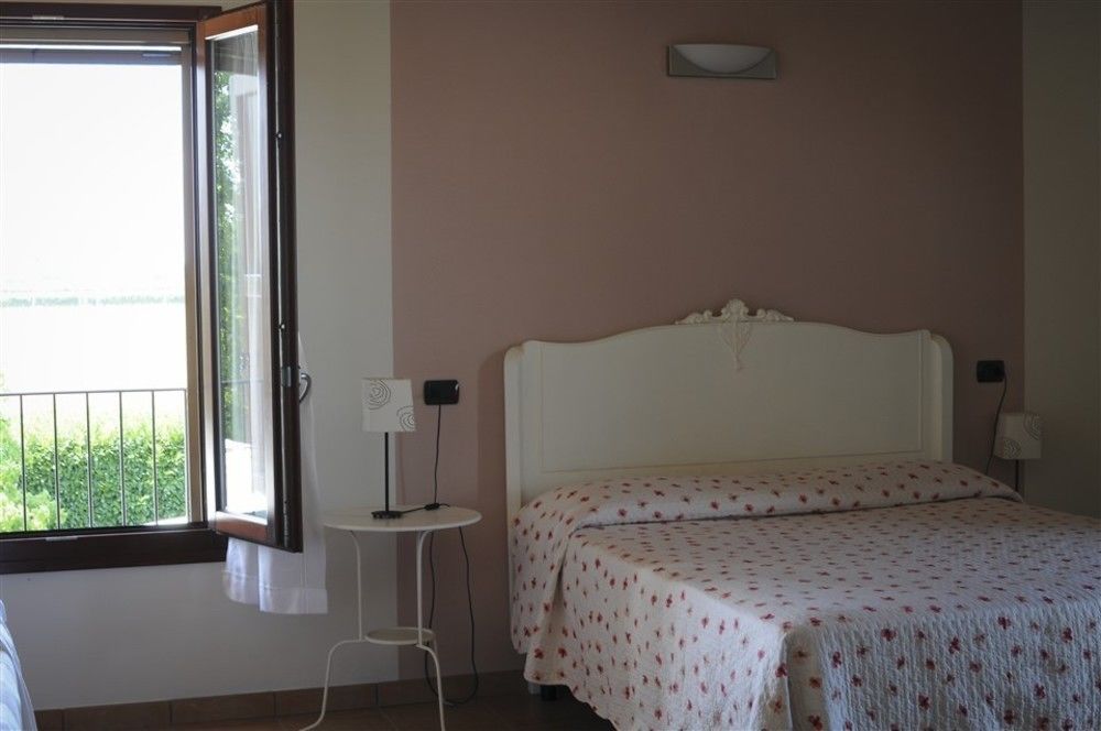 Locanda Merlaschio ฟาเอนซา ภายนอก รูปภาพ